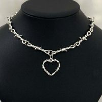 Wire Heart Choker
